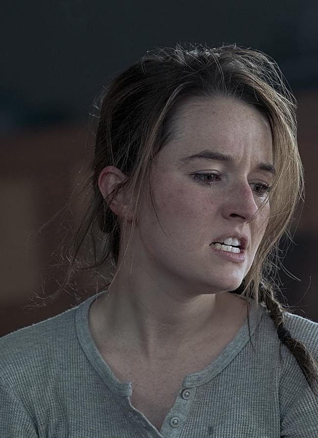 Imagen - Abby sacando toda la furia que ha ido acumulando durante cinco años. MAX