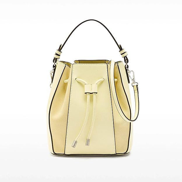 Bolso bombonera con piel (29,99€)