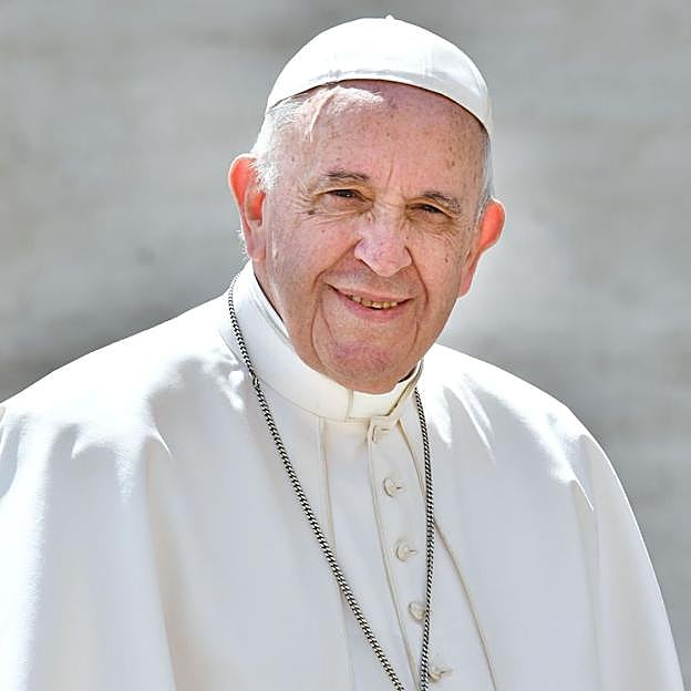 Los reyes Letizia y Felipe irán al funeral del papa Francisco: cuándo y dónde será y qué otras casas reales acudirán a su despedida