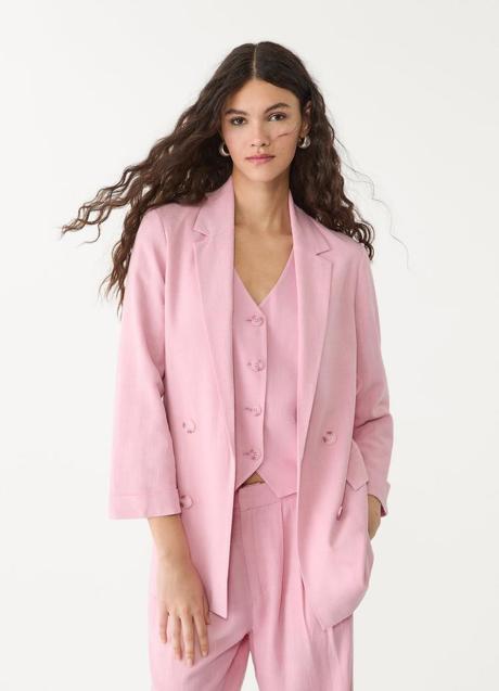 Imagen - Chaqueta rosa de Stradivarius (29,99 euros)