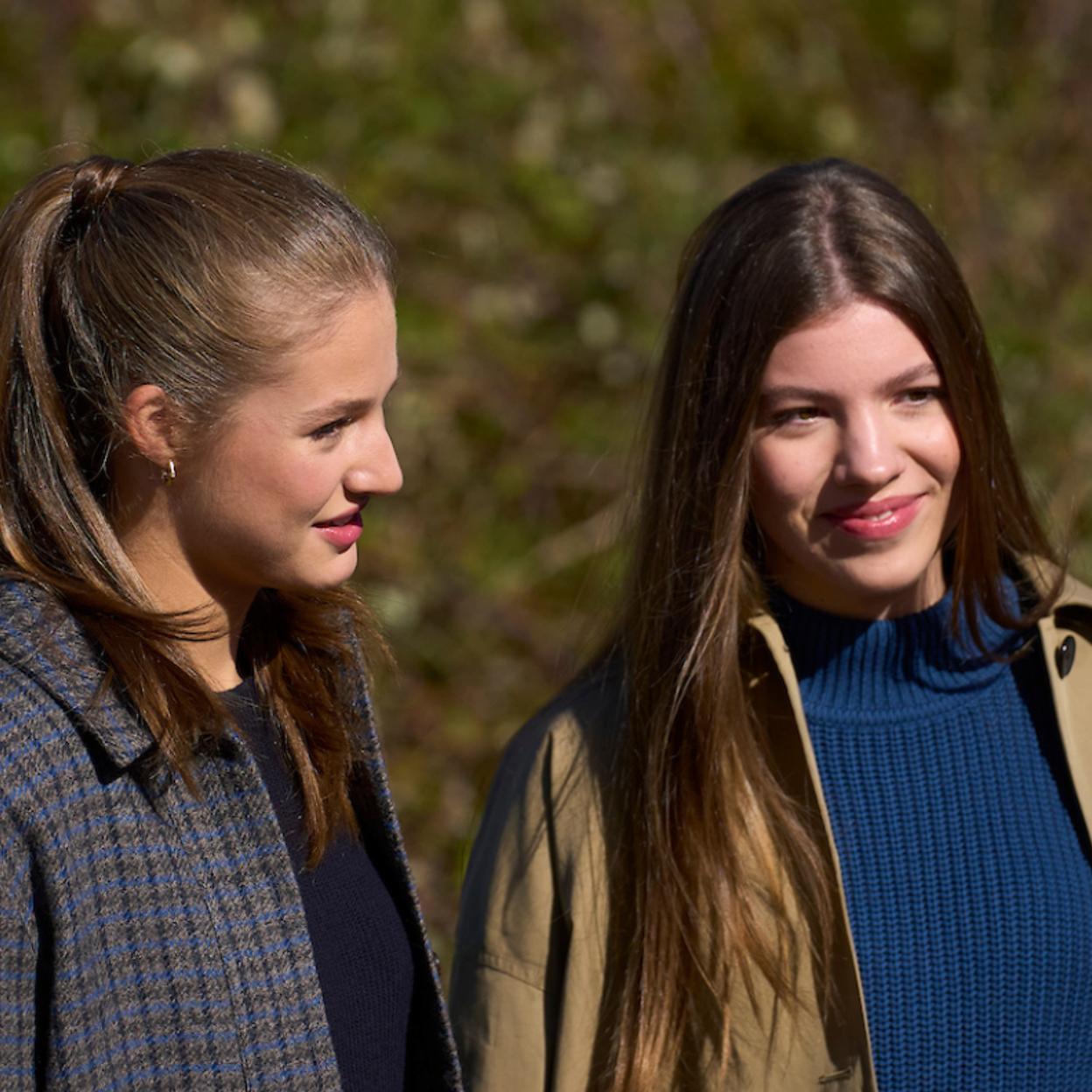 La infanta Sofía y la princesa Leonor mantienen una relación cómplice muy estrecha. 