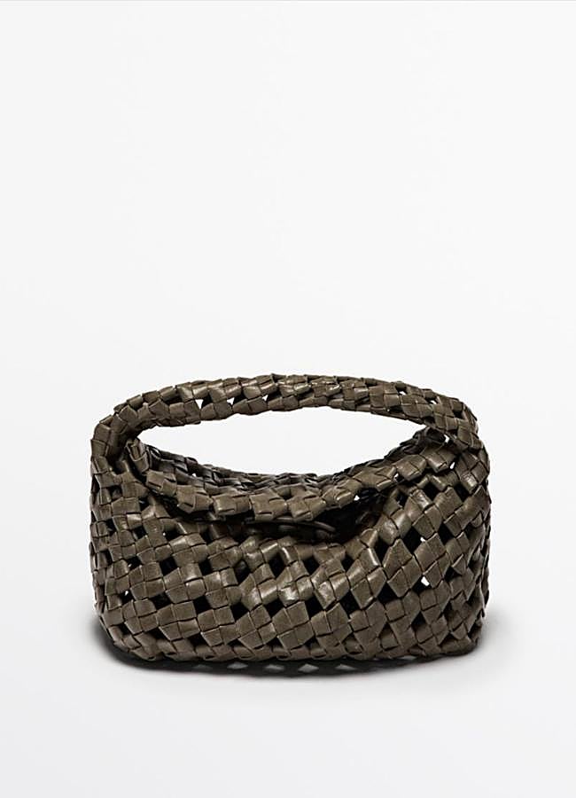 Imagen - Bolsos para llevar en primavera/verano 2025 (MASSIMO DUTTI)