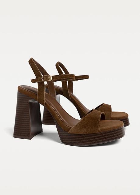 Imagen - Sandalias marrones de Stradivarius (35,99 euros)