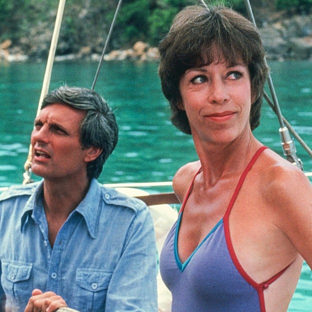 Alan Alda y Carol Burnett en una escena de Las cuatro estaciones.