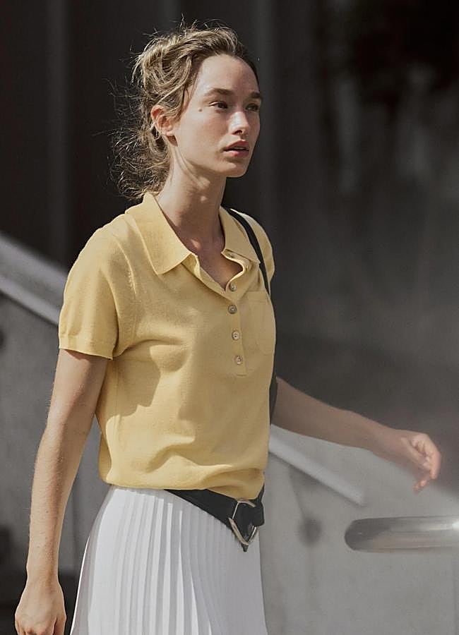 Imagen - Polo de punto fino amarillo mantequilla