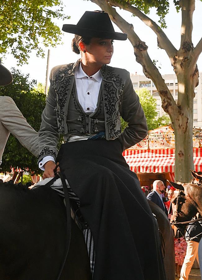 Imagen - El look de amazona de Victoria Federica en la Feria de Abril (GTRES)
