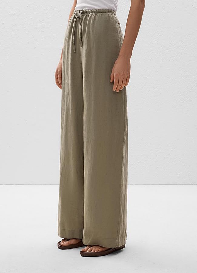 Imagen - Pantalón de lino verde de pierna ancha de Oysho, 39,99 euros.