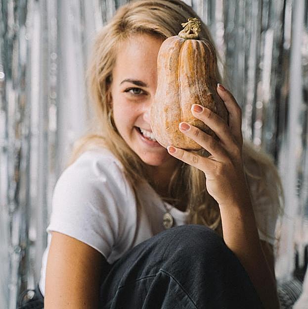 Julia Farré, nutricionista: «Existe un alimento que tiene el doble de proteínas que el huevo y además te ayuda a dormir porque contiene triptófano»