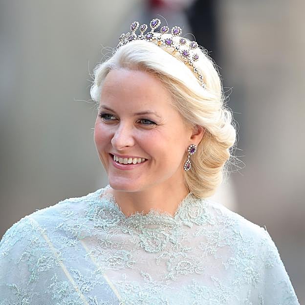 Tiara-collar de amatistas. 