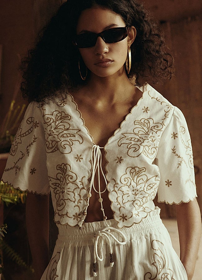 Imagen - Bolero bordado corto de Sfera.