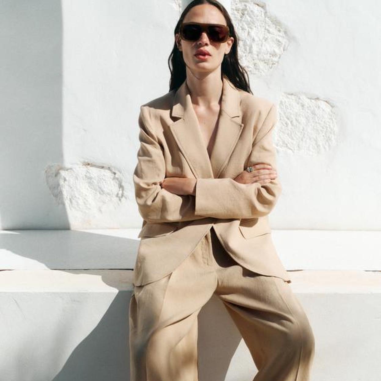 Traje completo de la nueva colección de Zara.