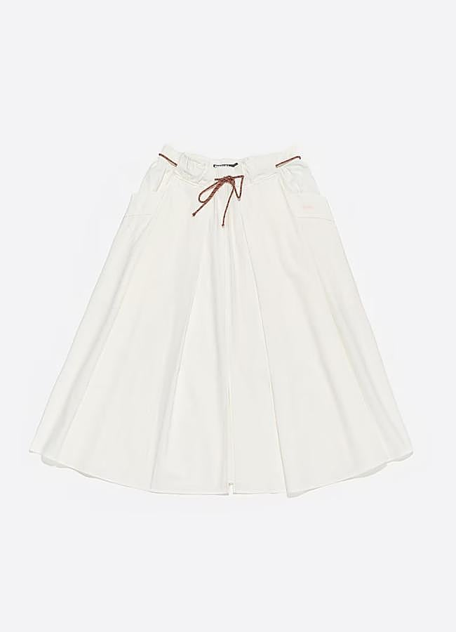 Imagen - Falda midi con corte A de Bimba y Lola, 125 euros.