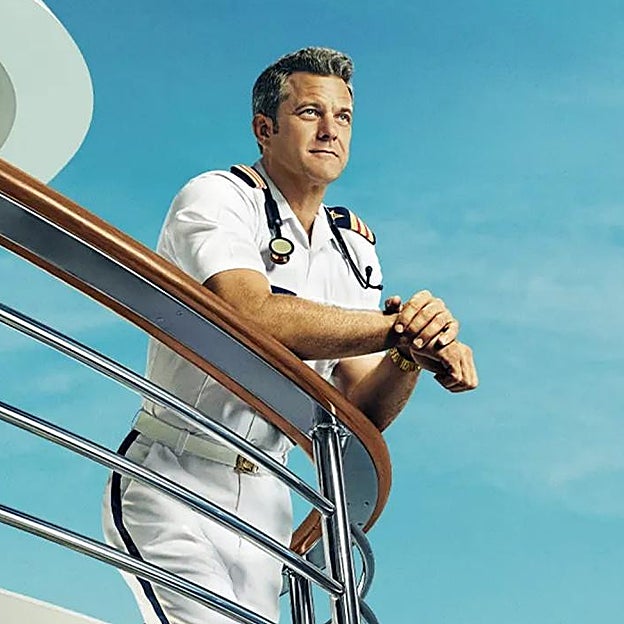Si eres un nostálgico de Vacaciones en el mar, esta serie de médicos en un crucero de lujo te va a enganchar