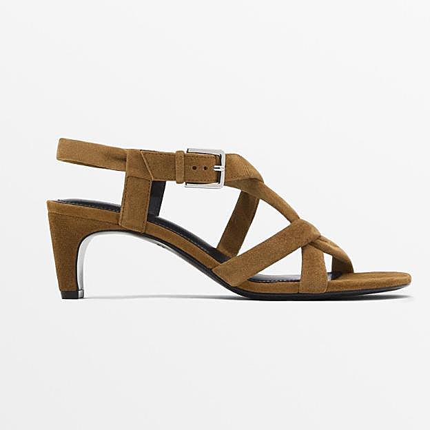 Las sandalias de Massimo Dutti.