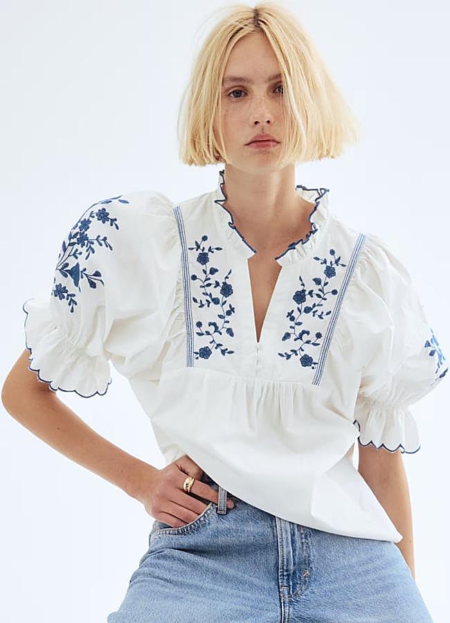 Imagen - Camisa con flores bordadas