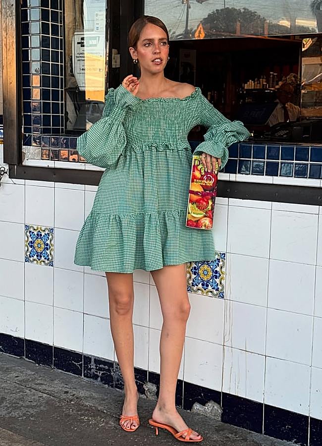 Imagen - Andi Washington con vestido con estampado de cuadros/@andiwashington__