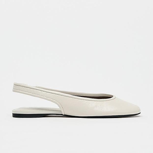 Bailarina destalonada piel (19,99€)