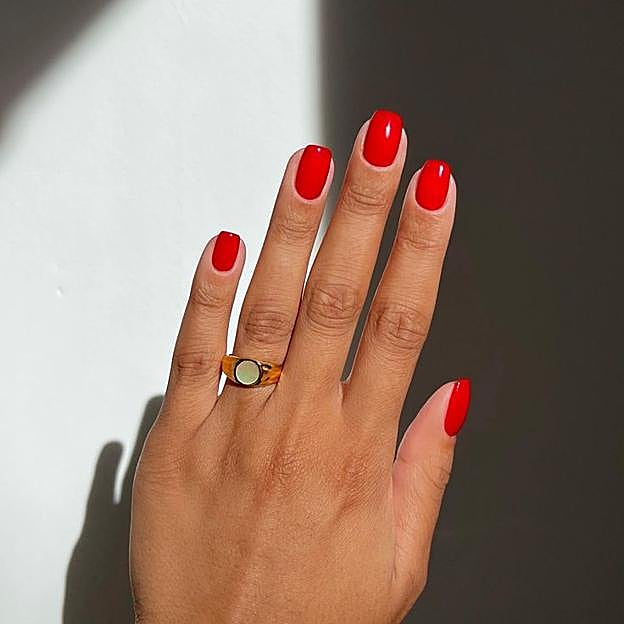 Uñas rojo guindilla tendencia