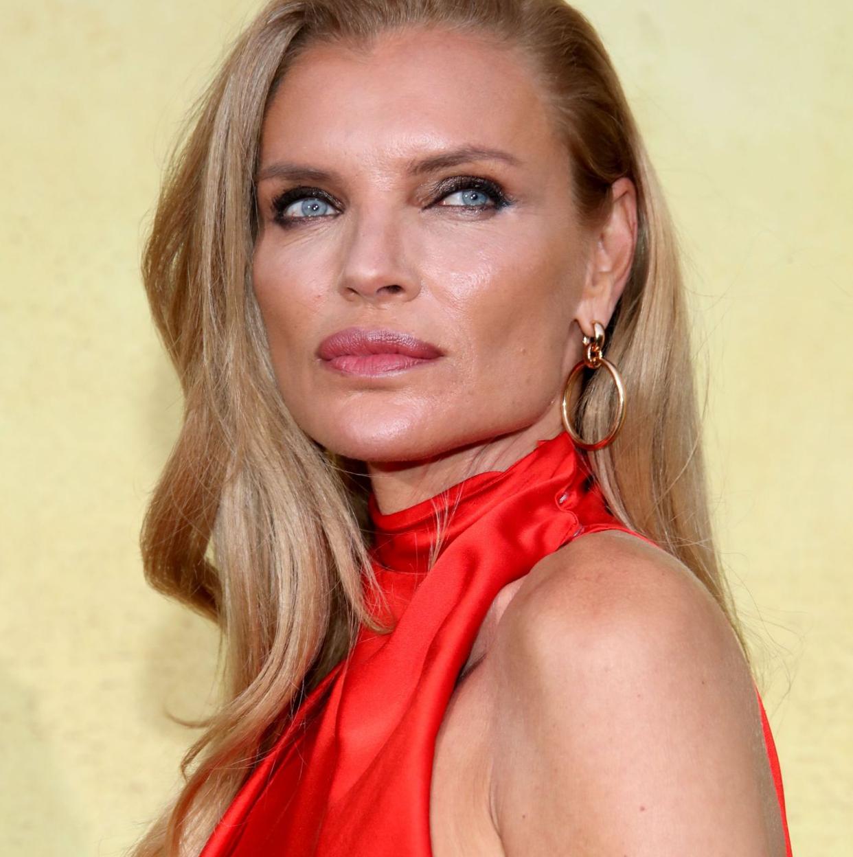 Esther Cañadas en la gala amfAR de 2025.