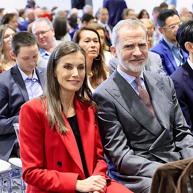 Los reyes en la graduación de la infanta Sofía.