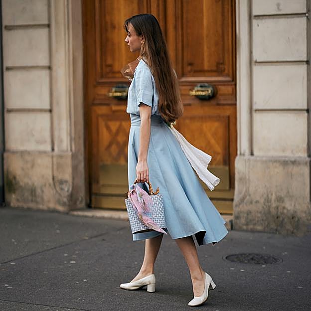 Estoy obsesionada con estas faldas para llevar en verano: cómodas, elegantes y muy originales