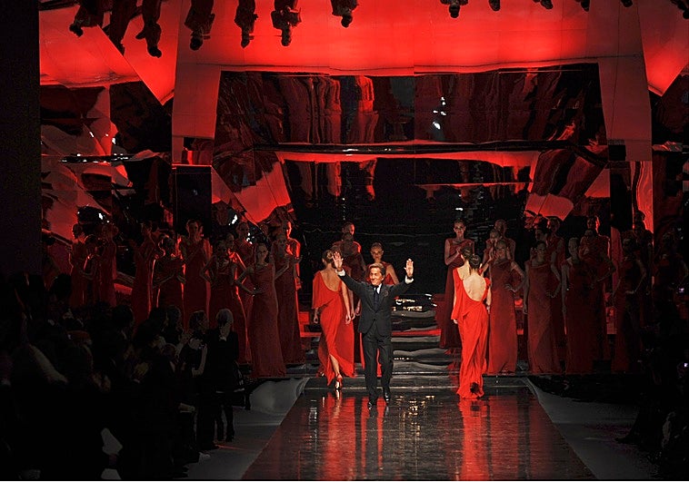 Muere Valentino a los 93 años: el hombre que sublimó la silueta de la mujer y la elevó al Olimpo de la elegancia