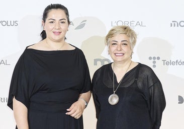 Khadija Amin y Mahsa Mohebali alzan la voz: «Cuanta más educación recibe una mujer, más difícil es controlarla»