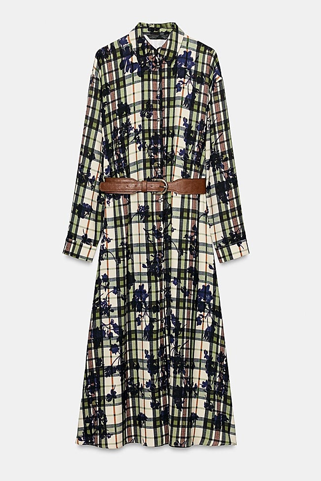 Vestido camisero de Zara (45,99 euros)