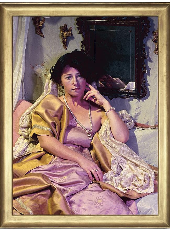 Retrato paródico de la artista estadounidense Cindy Sherman, presente en la muestra Ingres el la Mode.
