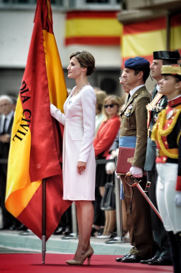 La Reina preside un homenaje a la Guardia Civil en Vitoria