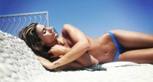 La hija de Jean-Claude Van Damme pega fuerte