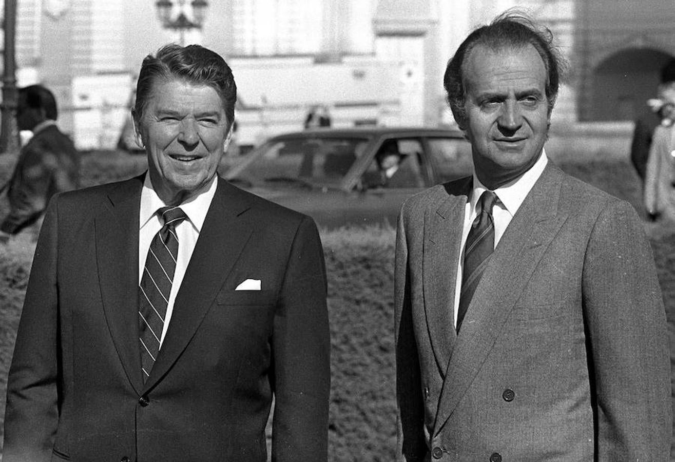 Ronald Reagan y el rey Juan Carlos I, durante la visita del presidente republicano en 1985.