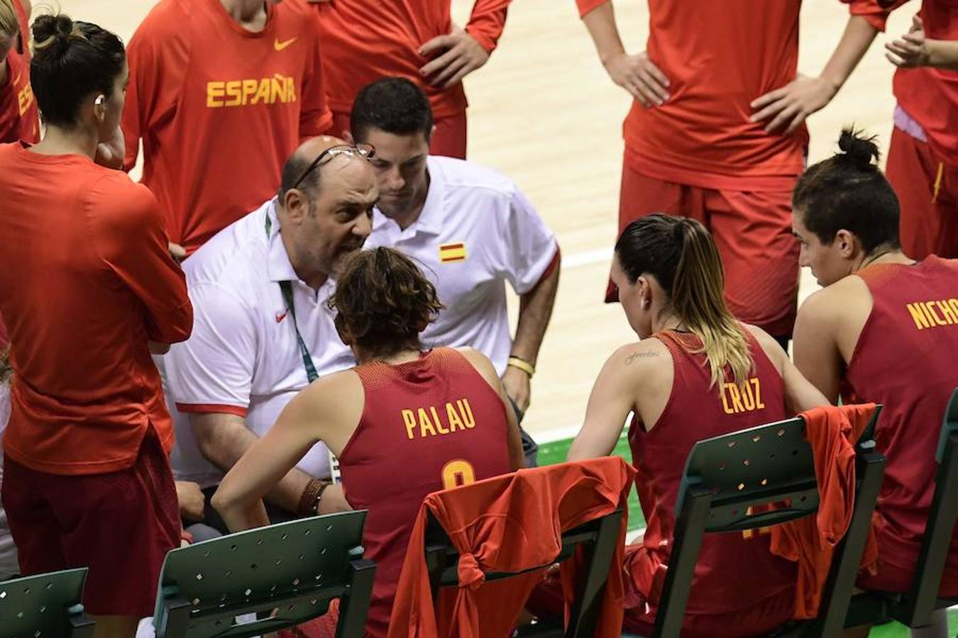 Las mejores imágenes del debut de España en baloncesto femenino