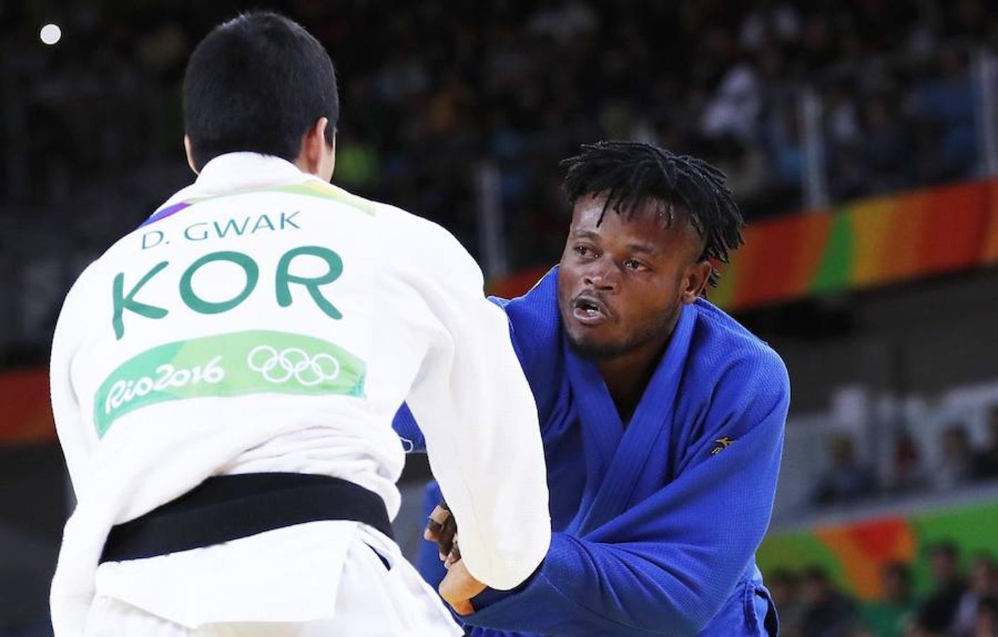 Las mejores imágenes de la victoria, en judo, del deportista refugiado Popole Misenga