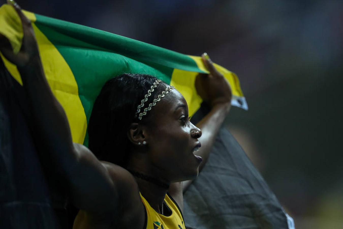 Las mejores imágenes del oro de Elaine Thompson