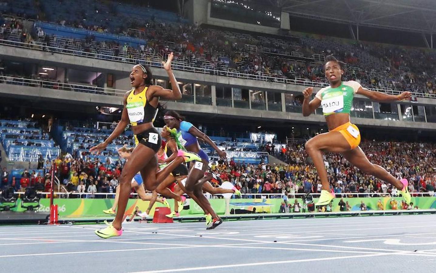 Las mejores imágenes del oro de Elaine Thompson