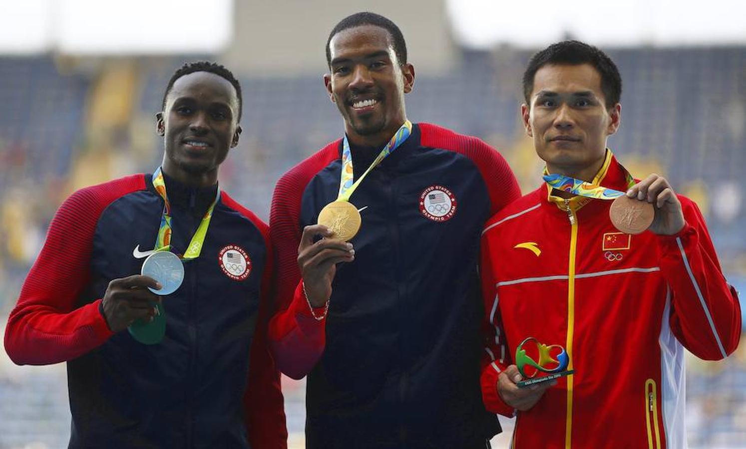 Los estadounidenses Taylor y Claye, hicieron oro y plata en salto de altura