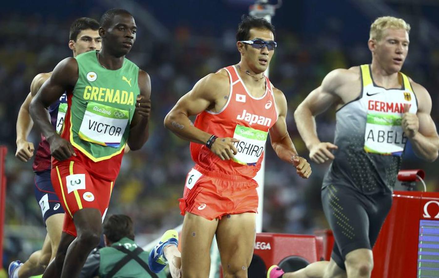 El estadounidense Ashton Eaton conserva la medalla dorada de decatlon