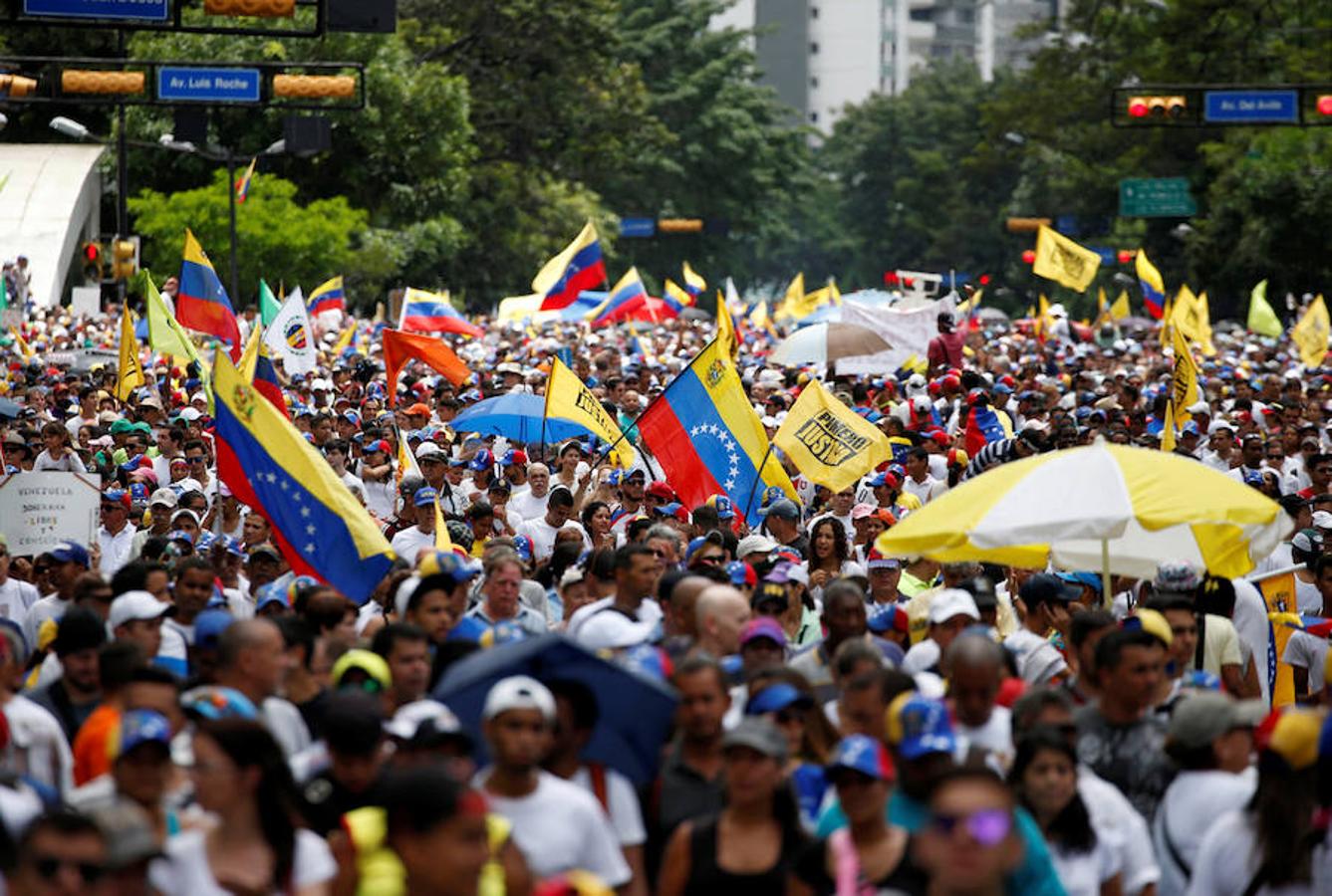 La oposición venezolana toma las calles de Caracas