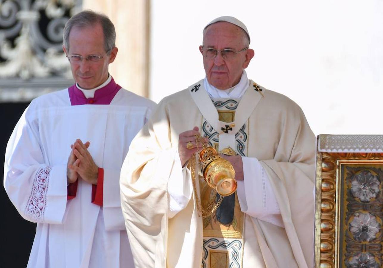 La madre Teresa de Calcuta es canonizada por el papa Francisco