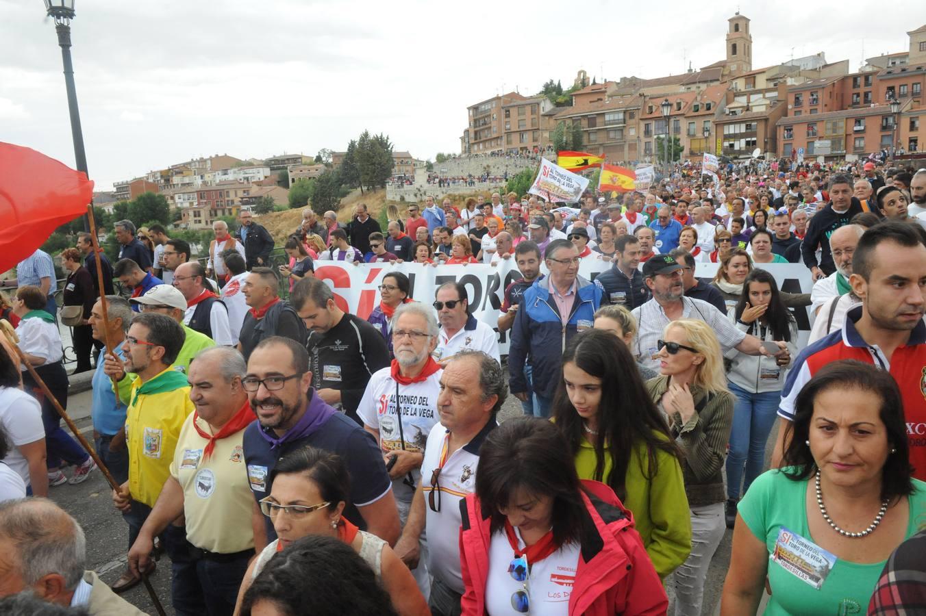 Tordesillas celebra su primera fiesta sin Toro de la Vega