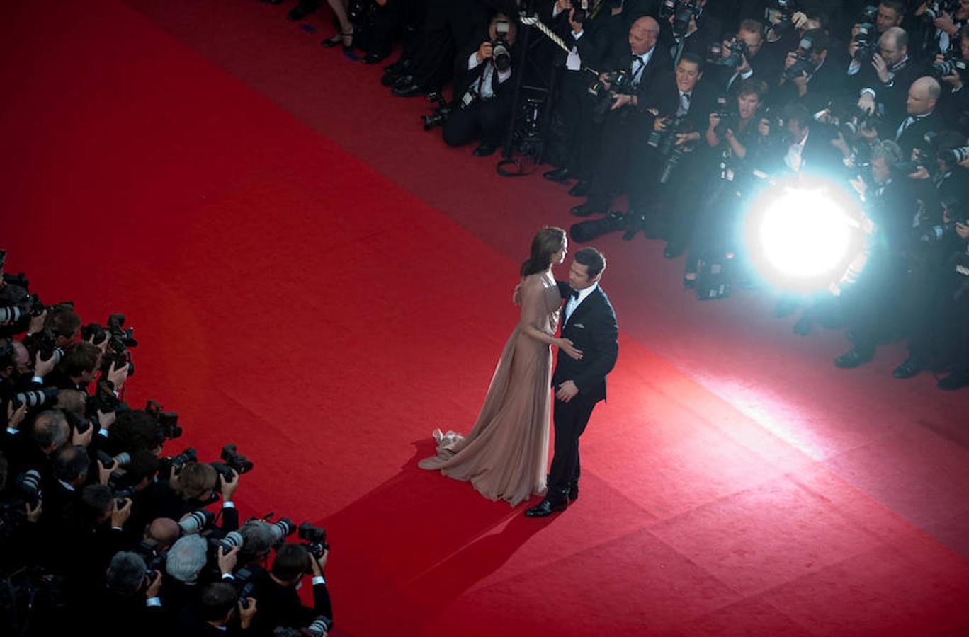 La historia de amor de Angelina y Brad, en imágenes