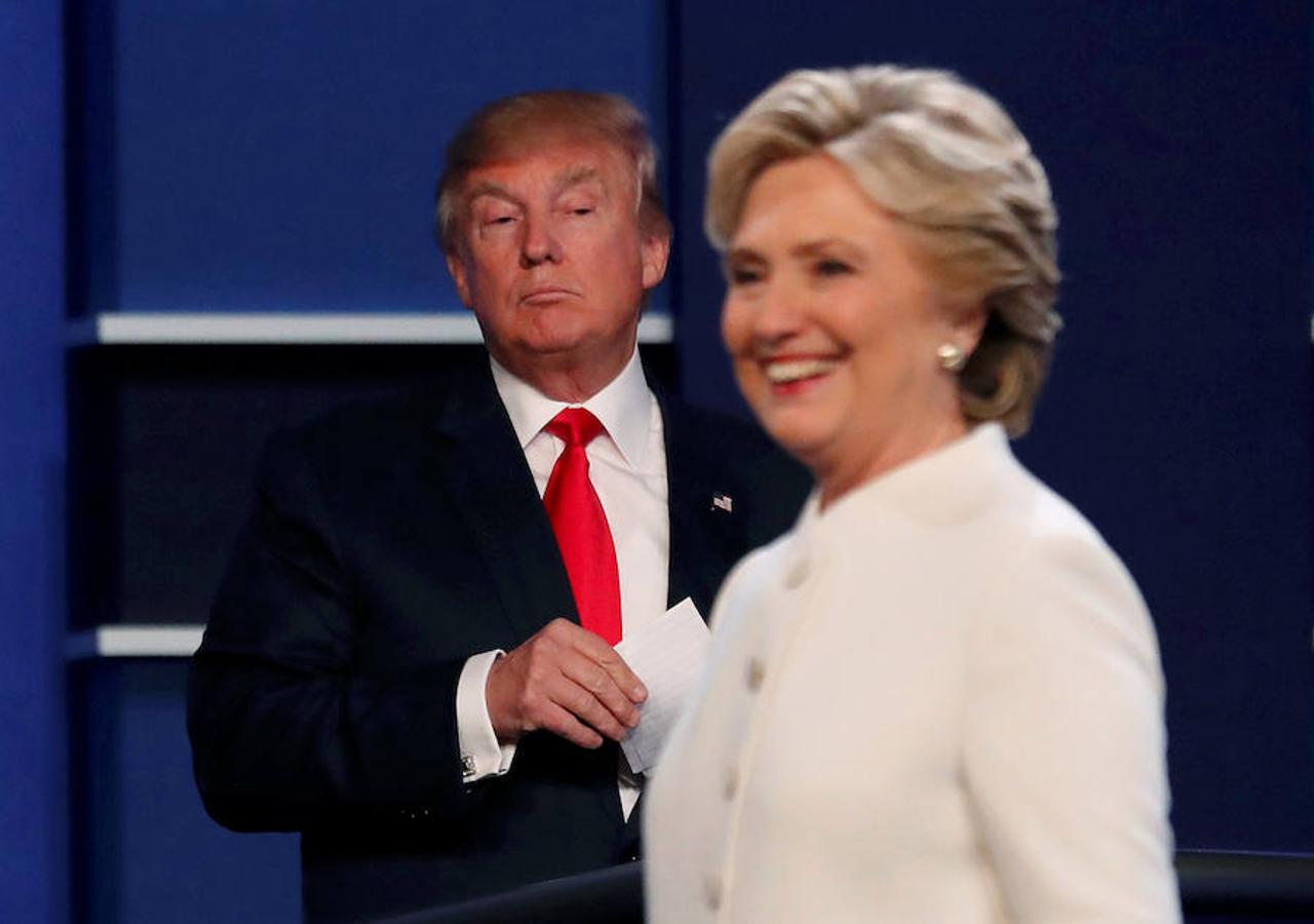 Clinton y Trump, durante el debate.