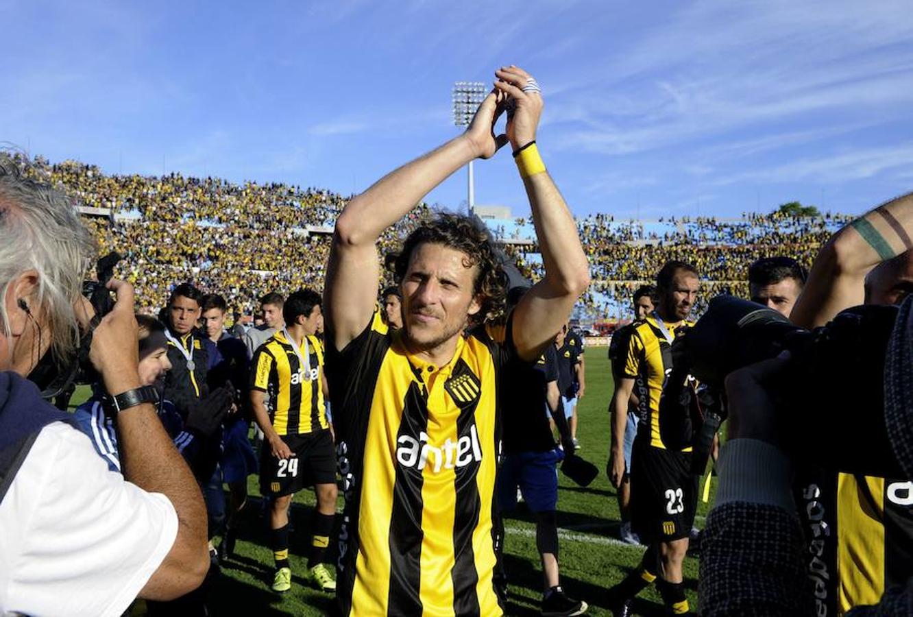 Diego Forlán. 