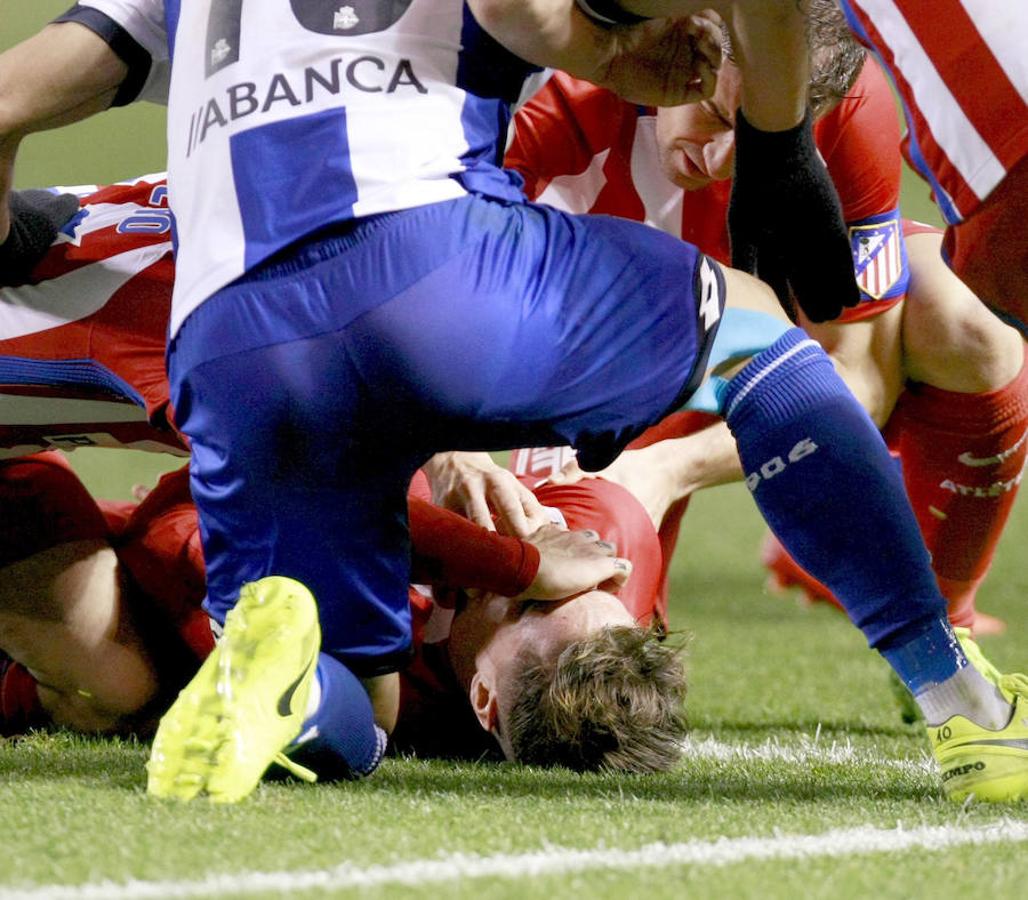 Fernando Torres deja en vilo a Riazor