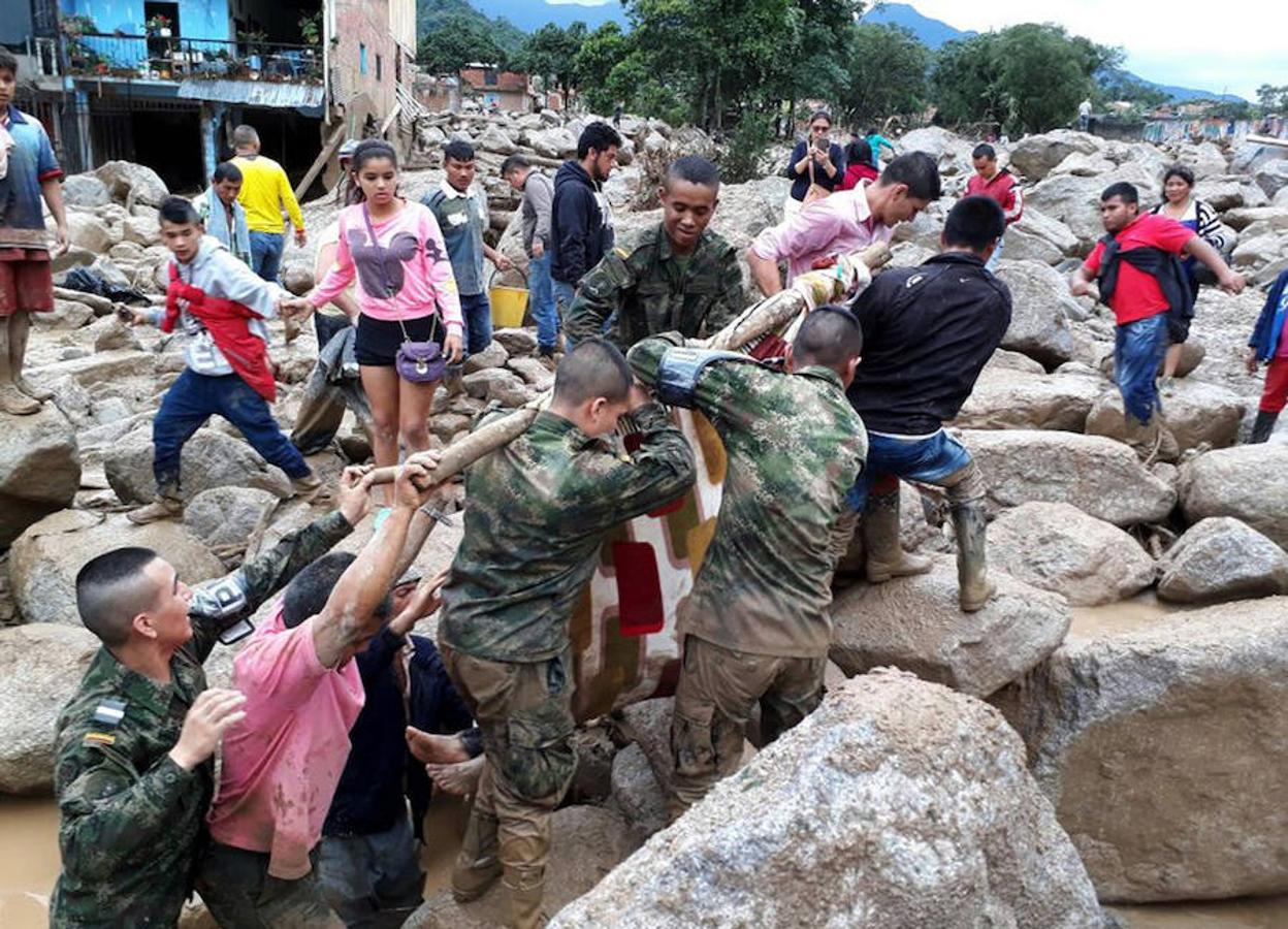 El desbordamiento de un río deja más de 150 muertos en Colombia