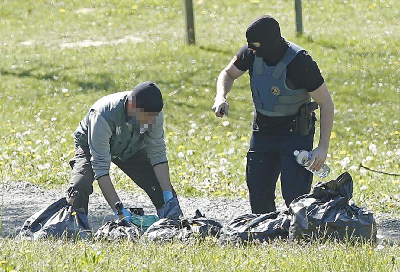 La Policía llega a los zulos de ETA