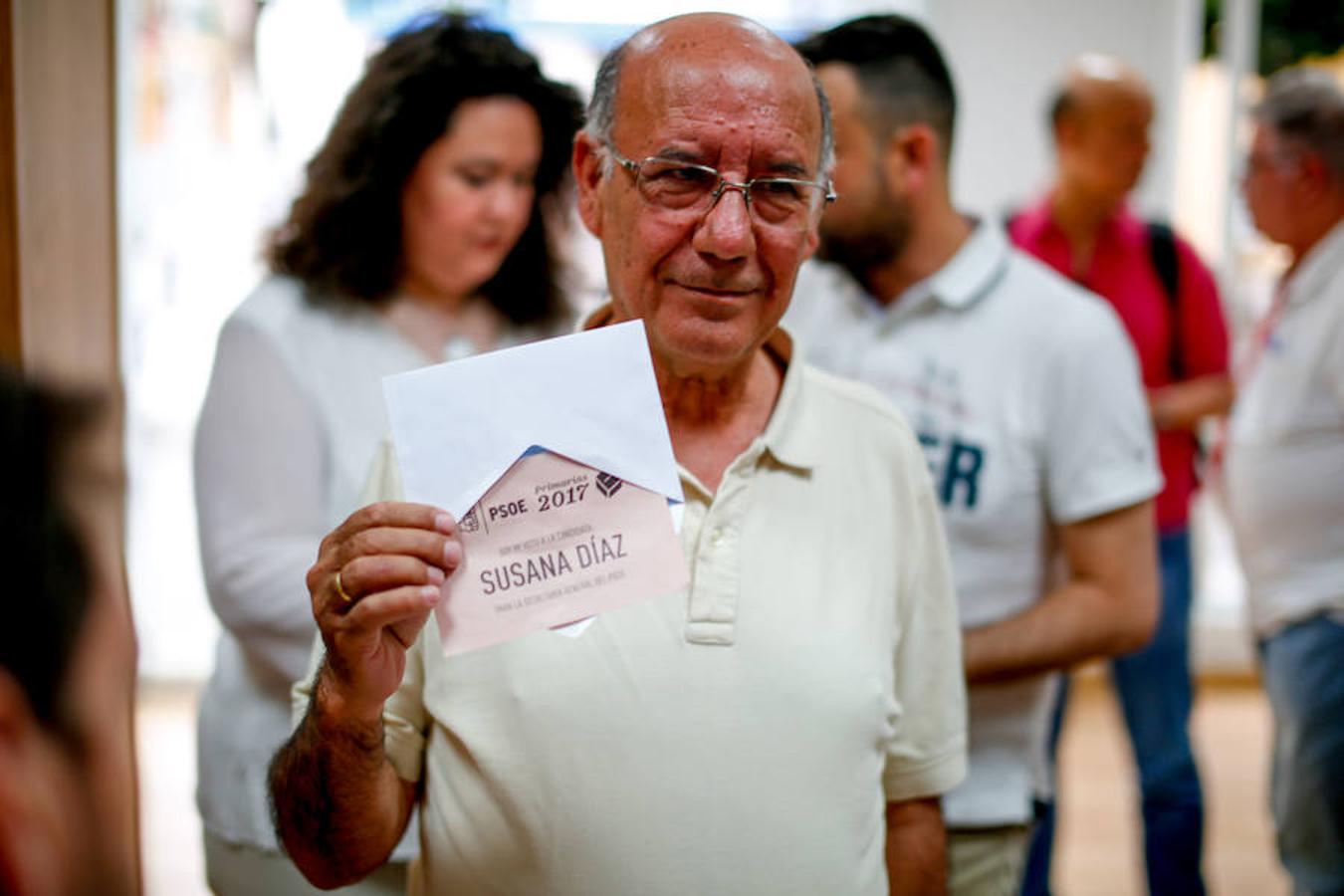 El PSOE decide su presente y su futuro