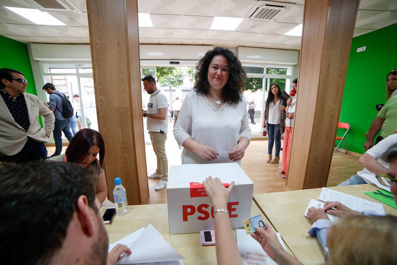 El PSOE decide su presente y su futuro