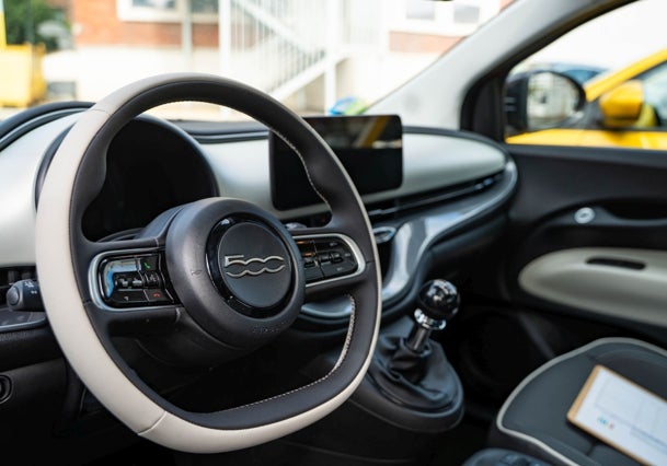 Fiat 500 Hybrid: el regreso del icono italiano a sus raíces de combustión y eficiencia